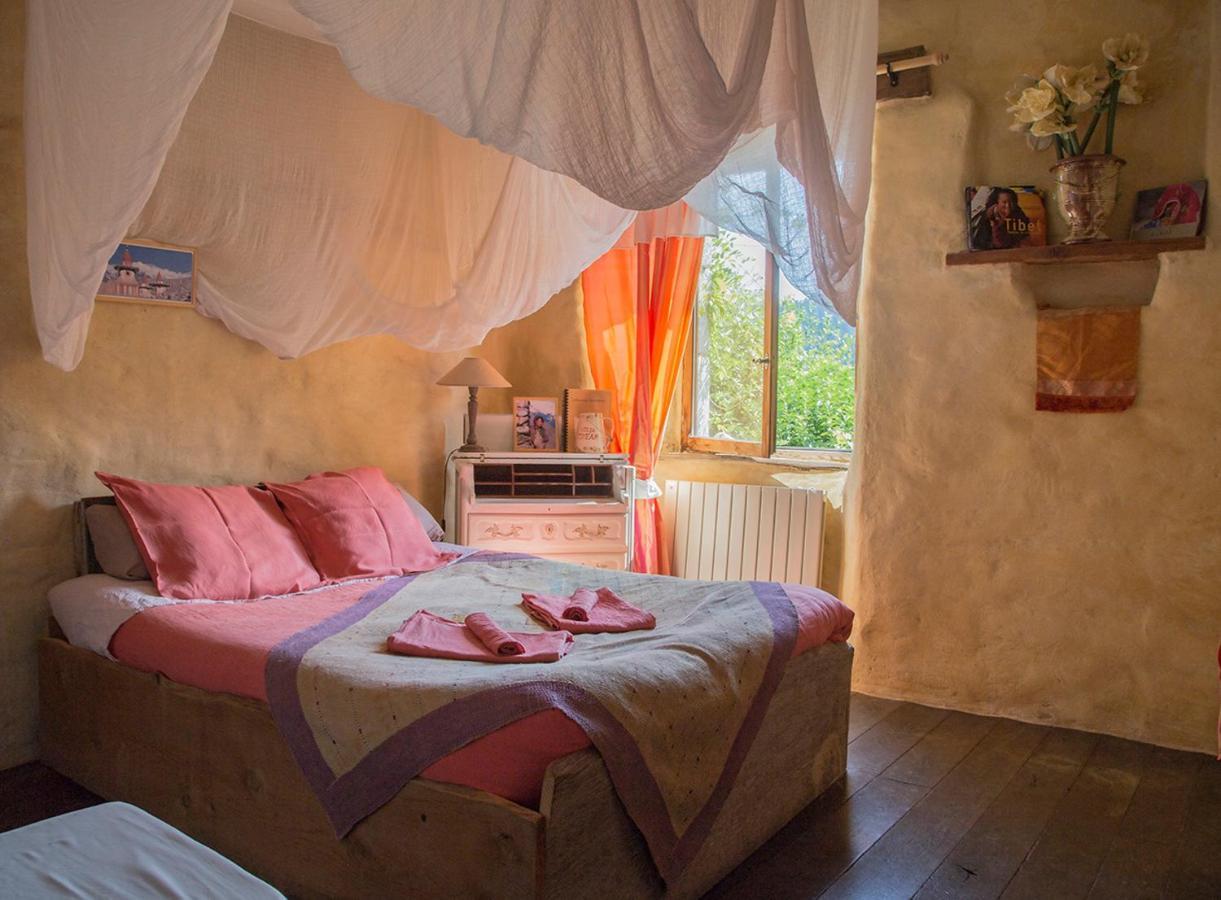 Mas Nouveau Chambres D'Hotes Genolhac Esterno foto